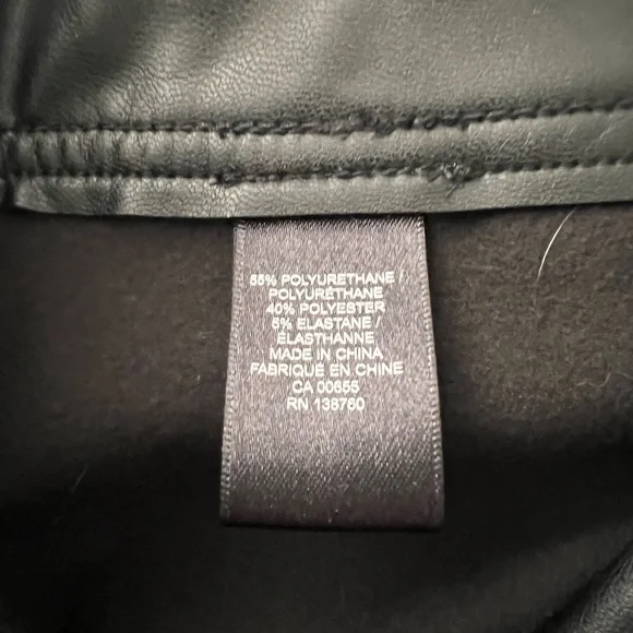 Women's Leather Leggings - Picture 3 of 4